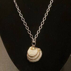 Elegant Gold and Silver Shell Pendant Necklace